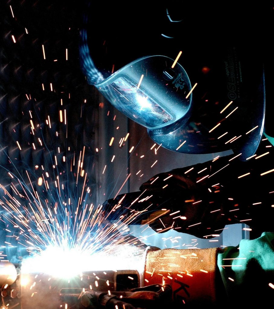 Twin-Tech engineering lasser voert hoogwaardige laswerk uit voor maatwerk machines en industriële automatisering projecten